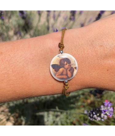 Bracelet porcelaine créée par Mona Chabada avec amour dans son atelier dans le sud de la France. Bracelet Ange.